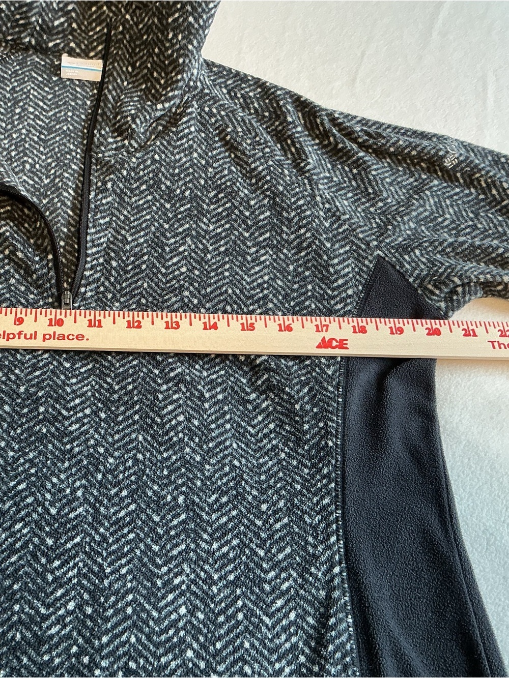Women’s Heather Gray Half-Zip fleece Pullover - Picture 6 of 13